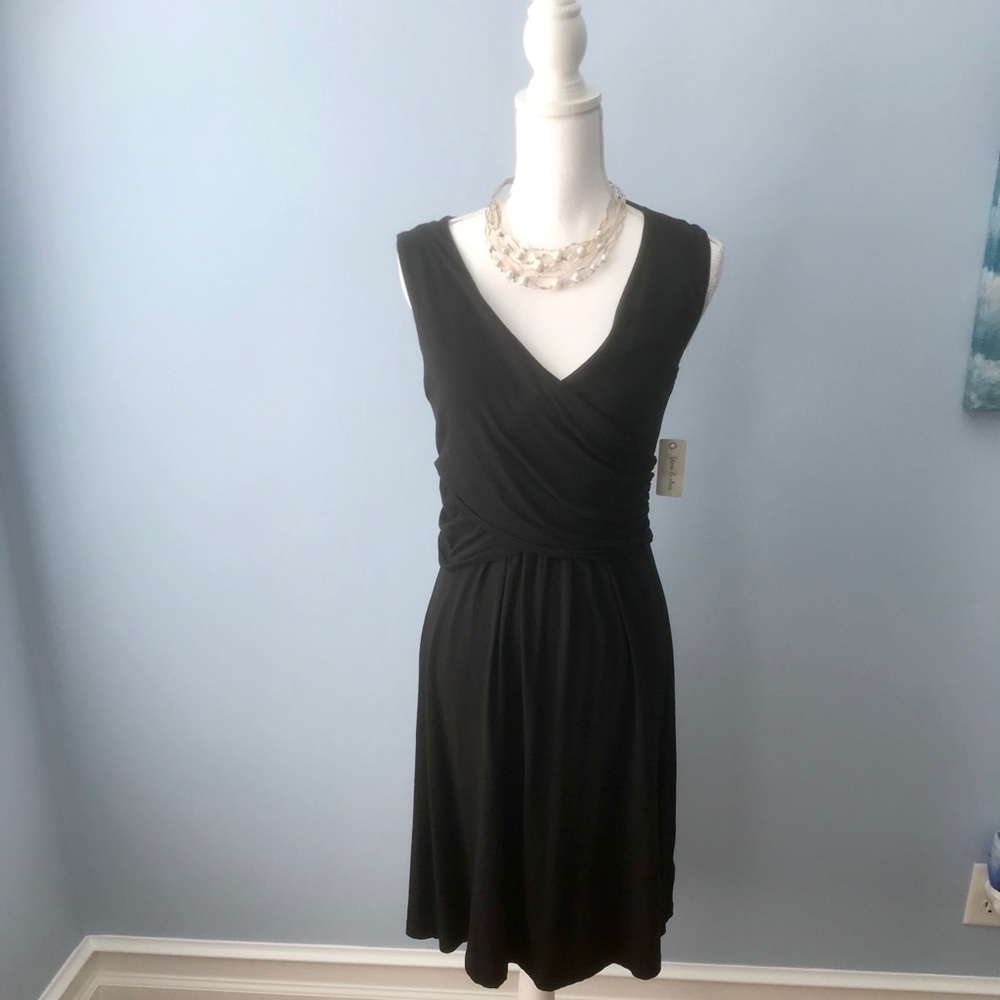 YARN & SEA Little Black Dress.